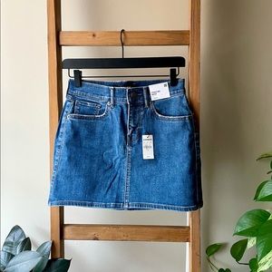 NWT Express ‘Mid Rise Straight Denim Mini Skirt’